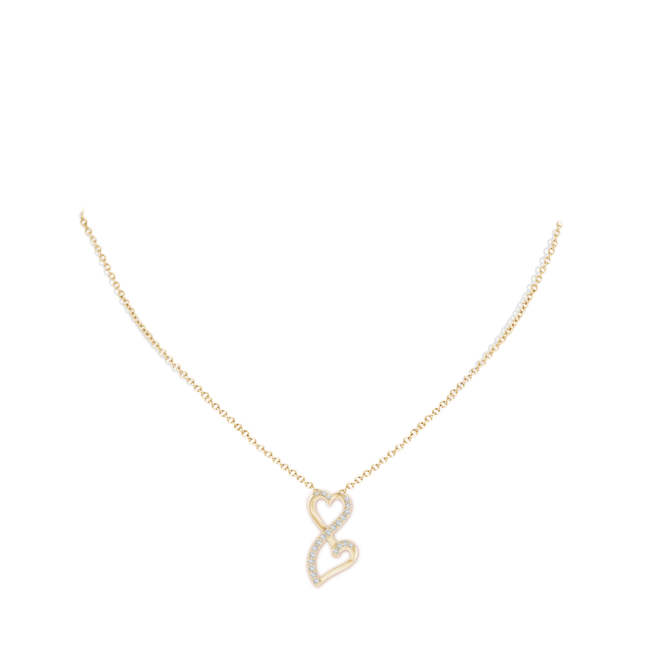 2.25mm FGVS Lab-Grown Diamond Double Heart Infinity Pendant in Yellow Gold pen