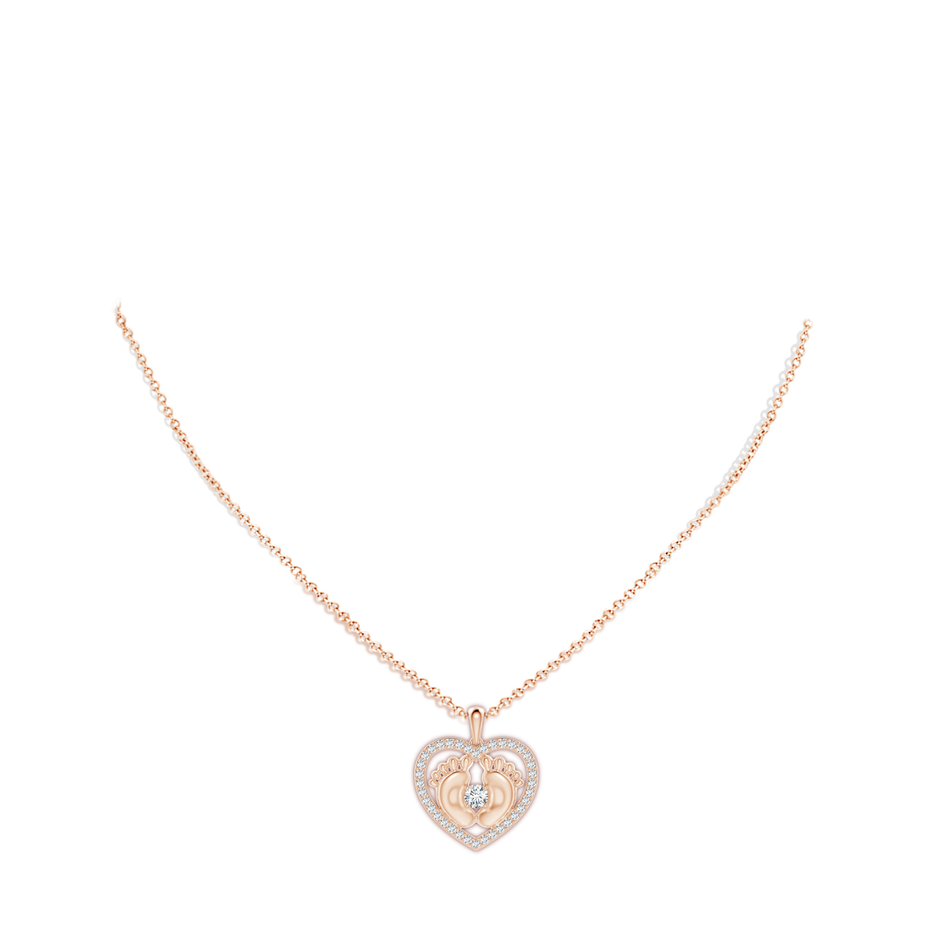 4.3mm FGVS Lab-Grown Diamond Heart & Baby Feet Pendant in Rose Gold pen
