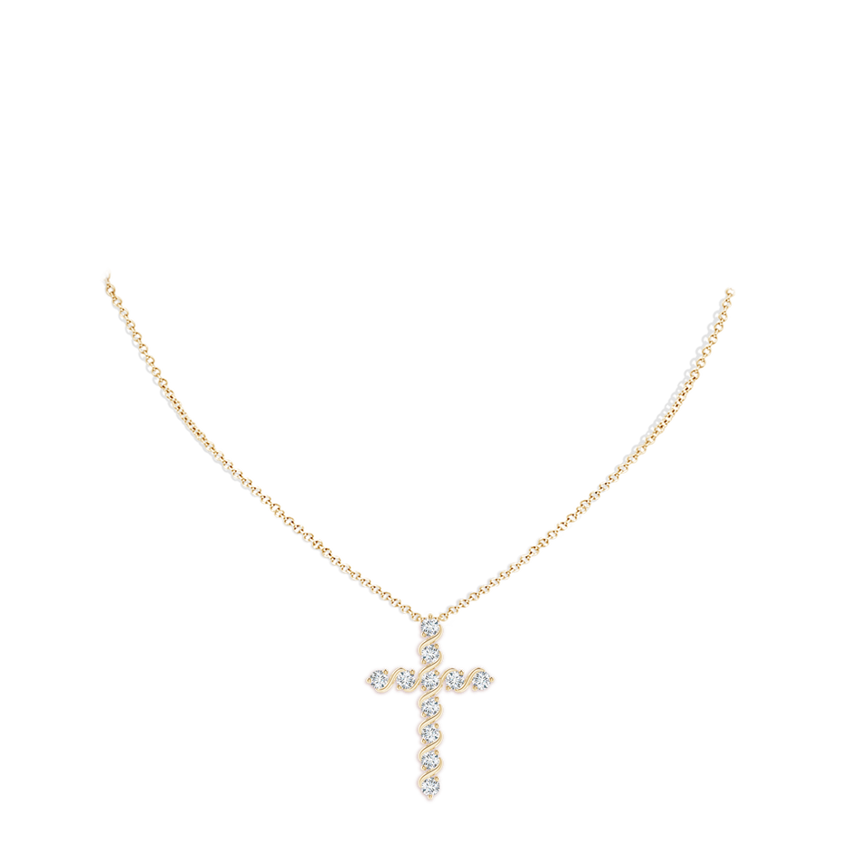 2.9mm FGVS Lab-Grown Prong and Bar Set Diamond Cross Pendant in Yellow Gold pen