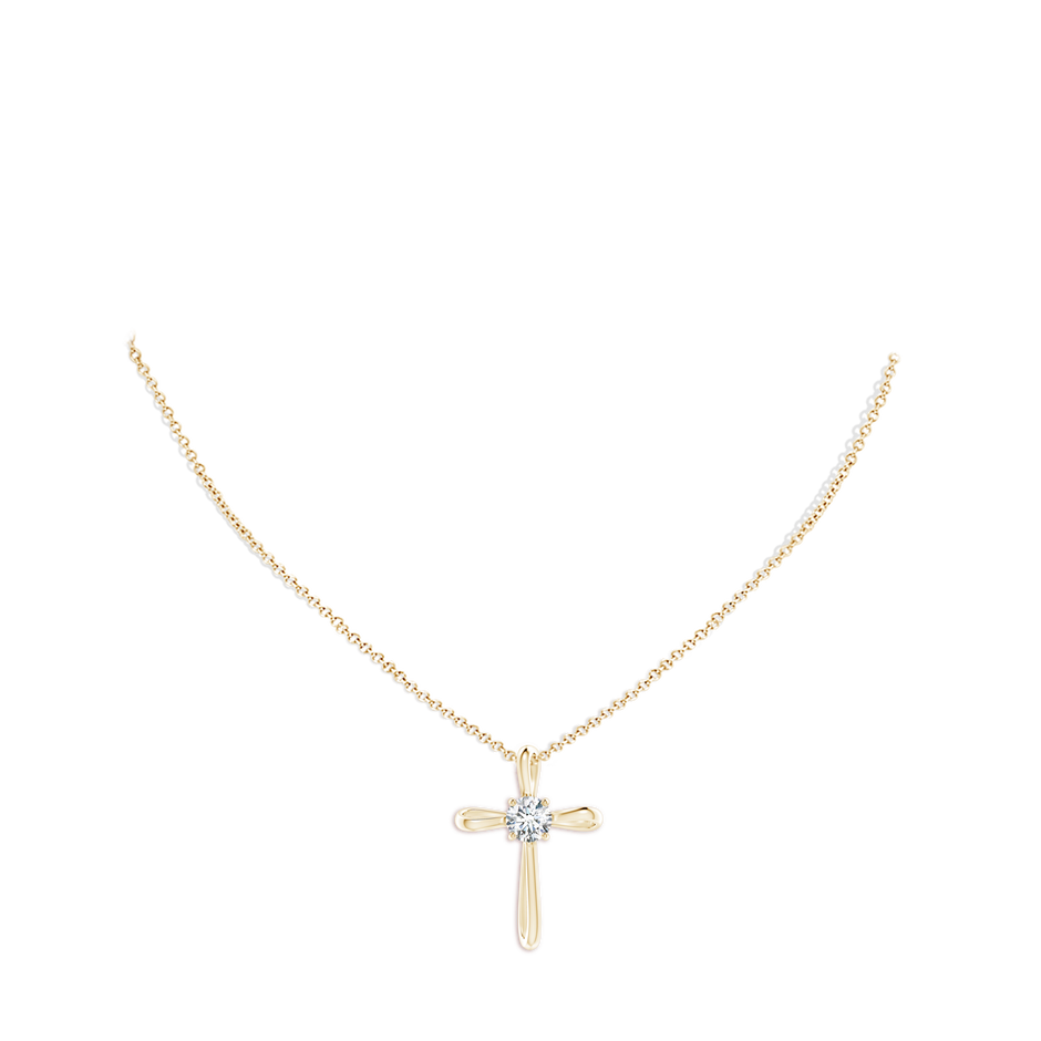 6.4mm FGVS Lab-Grown Diamond Ribbon Twist Cross Pendant in Yellow Gold pen