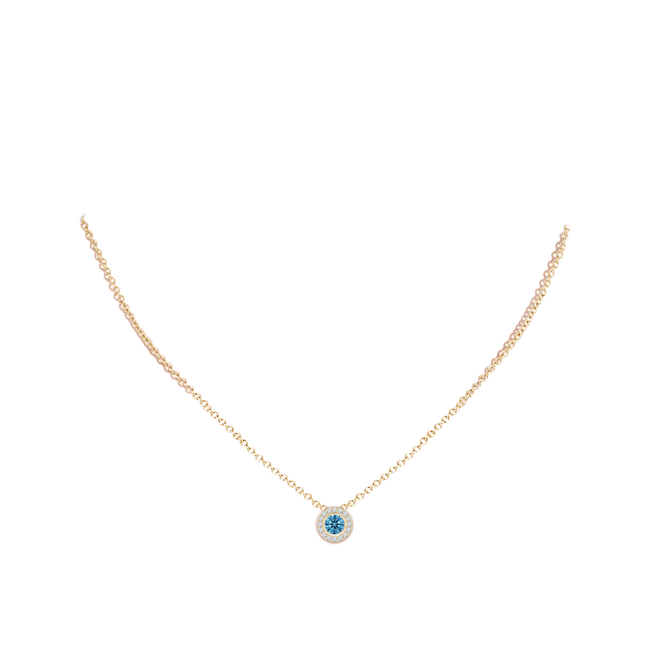 4.5mm Labgrown Bezel-Set Solitaire Round Lab-Grown Fancy Intense Blue Diamond Halo Pendant in Yellow Gold pen
