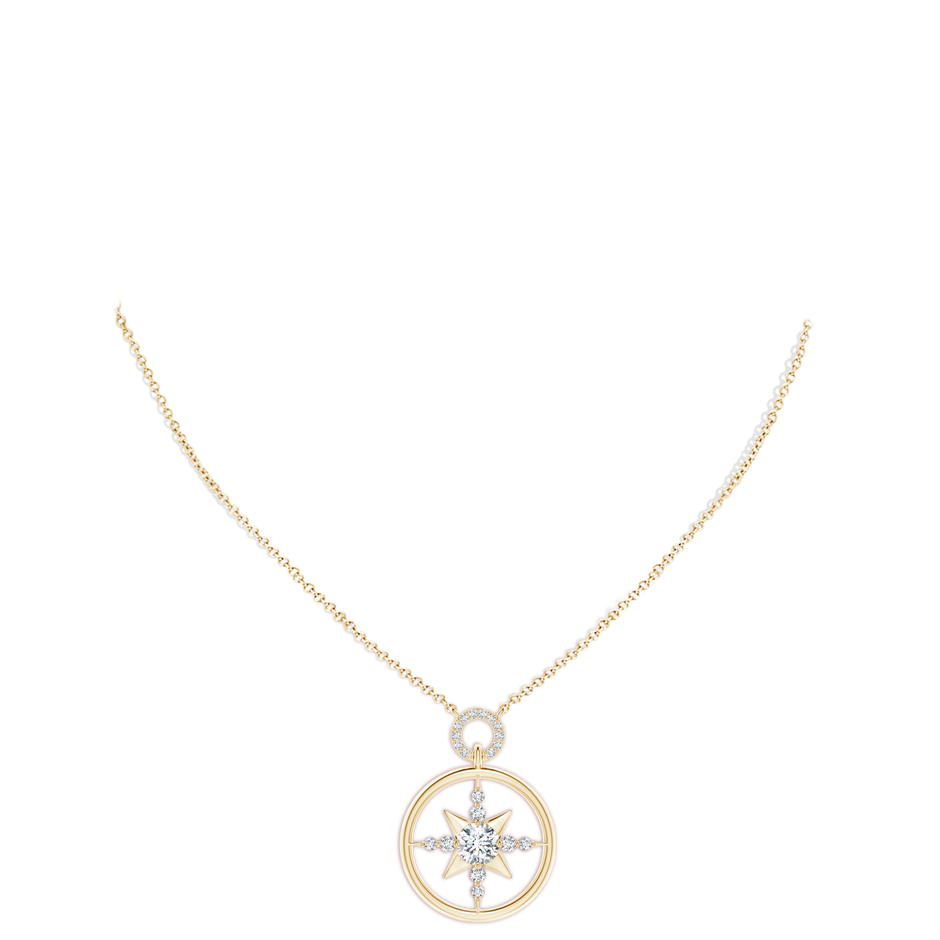 6.4mm FGVS Lab-Grown Diamond Compass Pendant in Yellow Gold pen
