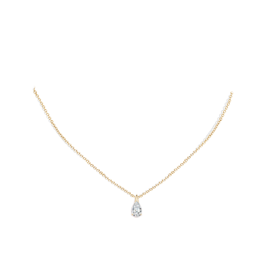 9x5.5mm FGVS Lab-Grown Pear-Shaped Diamond Solitaire Pendant in Yellow Gold pen