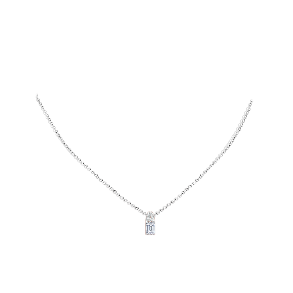 7x5mm FGVS Lab-Grown Emerald-Cut Diamond Pendant with Accent in White Gold pen