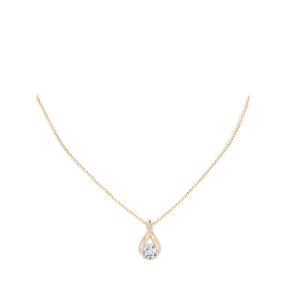 8mm FGVS Lab-Grown Round Diamond Infinity Twist Pendant with Accents in Yellow Gold pen