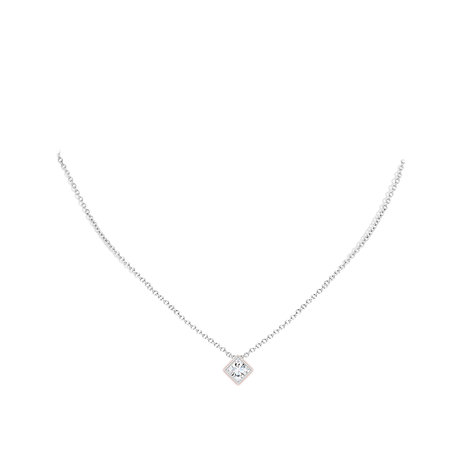 7.9mm FGVS Bezel-Set Princess-Cut Lab-Grown Diamond Solitaire Pendant in P950 Platinum pen