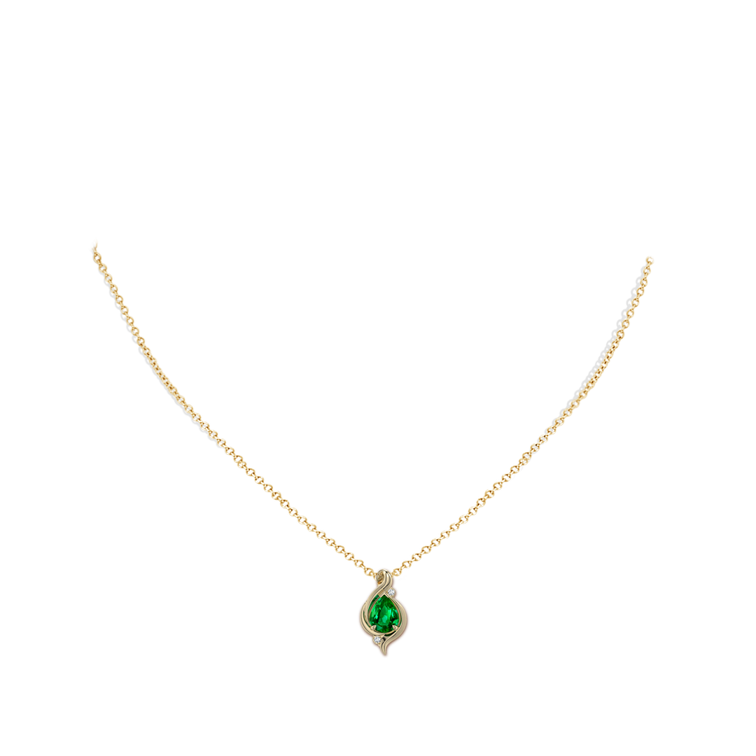 8x6mm Labgrown Shell Style Pear Lab-Grown Emerald Infinity Pendant in Yellow Gold - body_neck