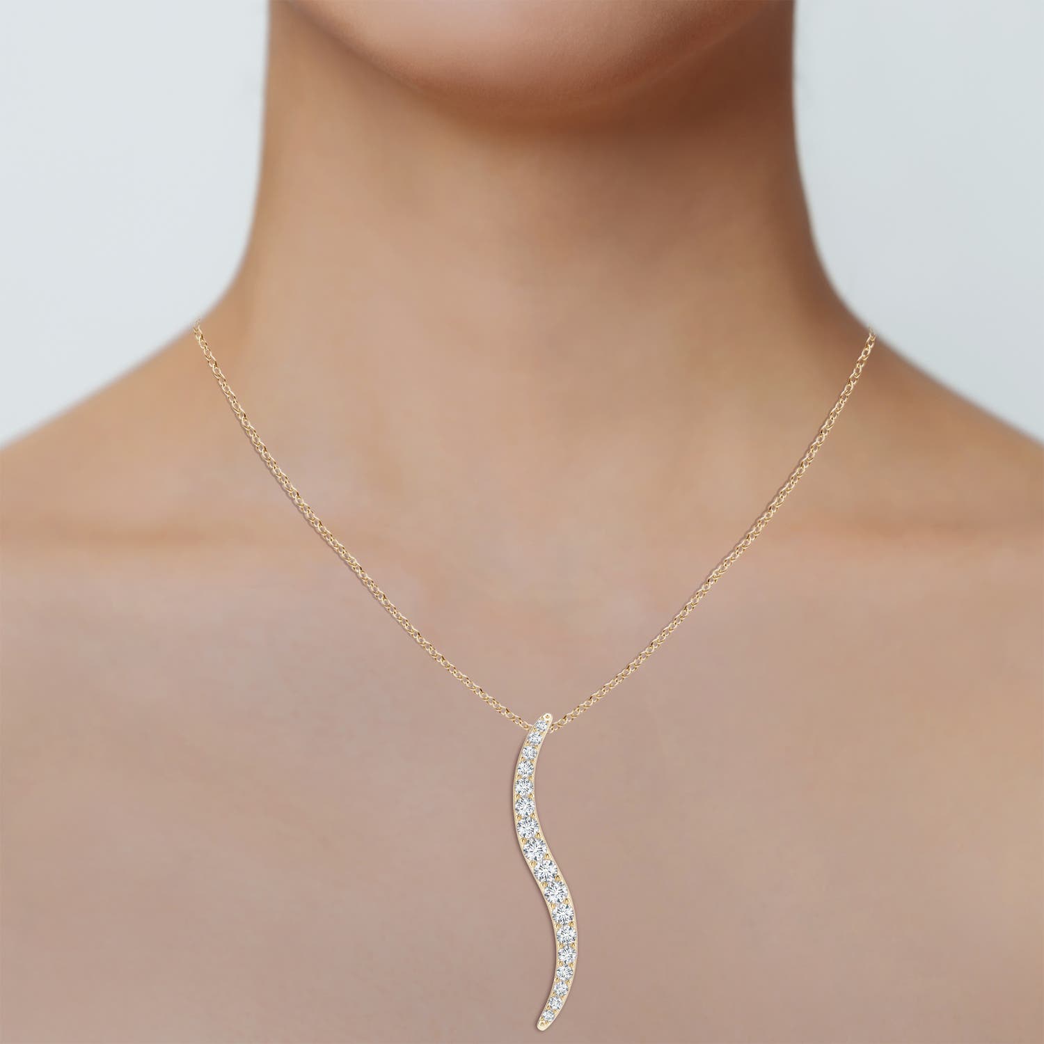 3.3mm HSI2 Natori x Angara Large Shangri-la - Brush Stroke Diamond Shangri-La Pendant in Yellow Gold - body_view 3