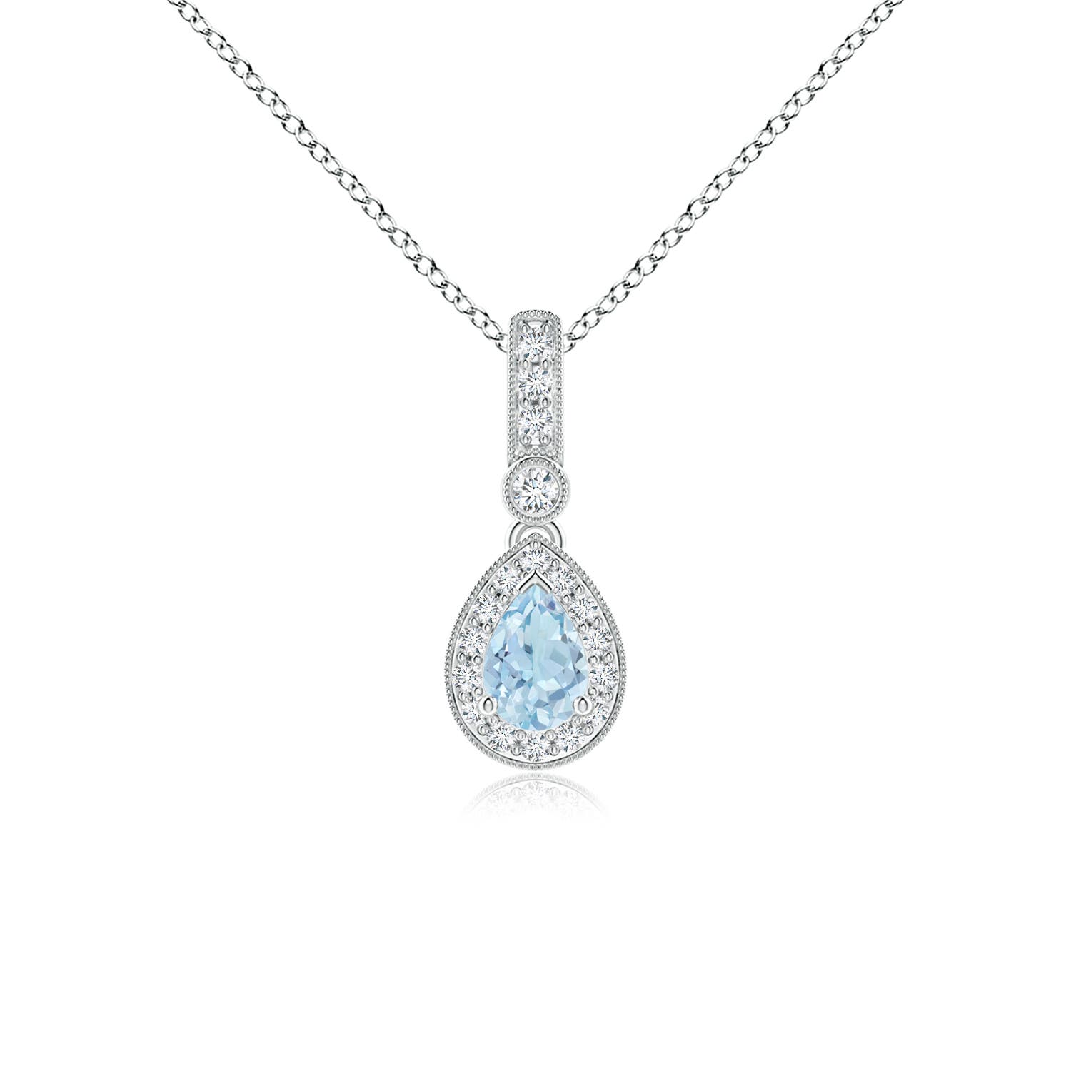 AA - Aquamarine / 0.48 CT / 14 KT White Gold