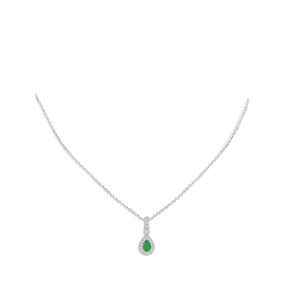 6x4mm A Pear-Shaped Emerald and pave Diamond Halo Pendant in 9K White Gold body-neck
