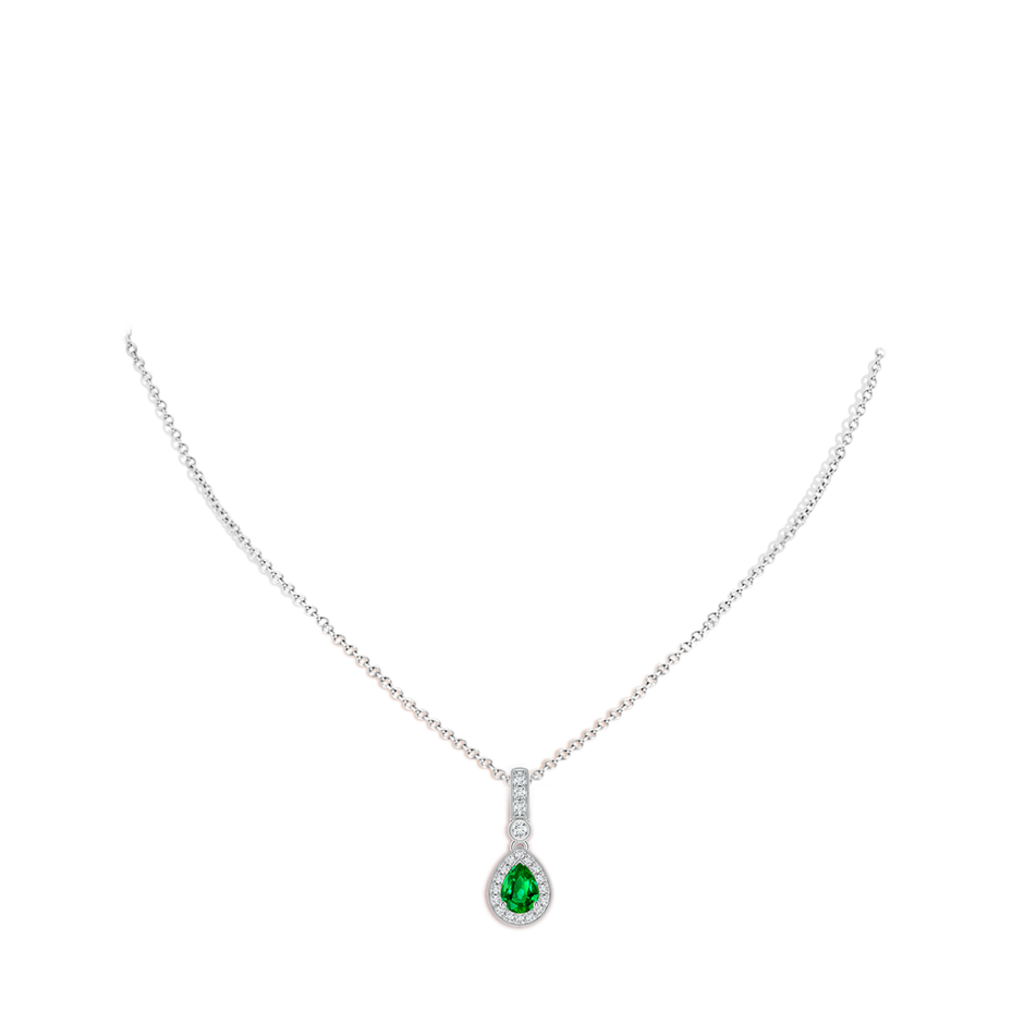 7x5mm AAAA Pear-Shaped Emerald and pave Diamond Halo Pendant in P950 Platinum body-neck