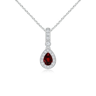 Pear AAA Garnet