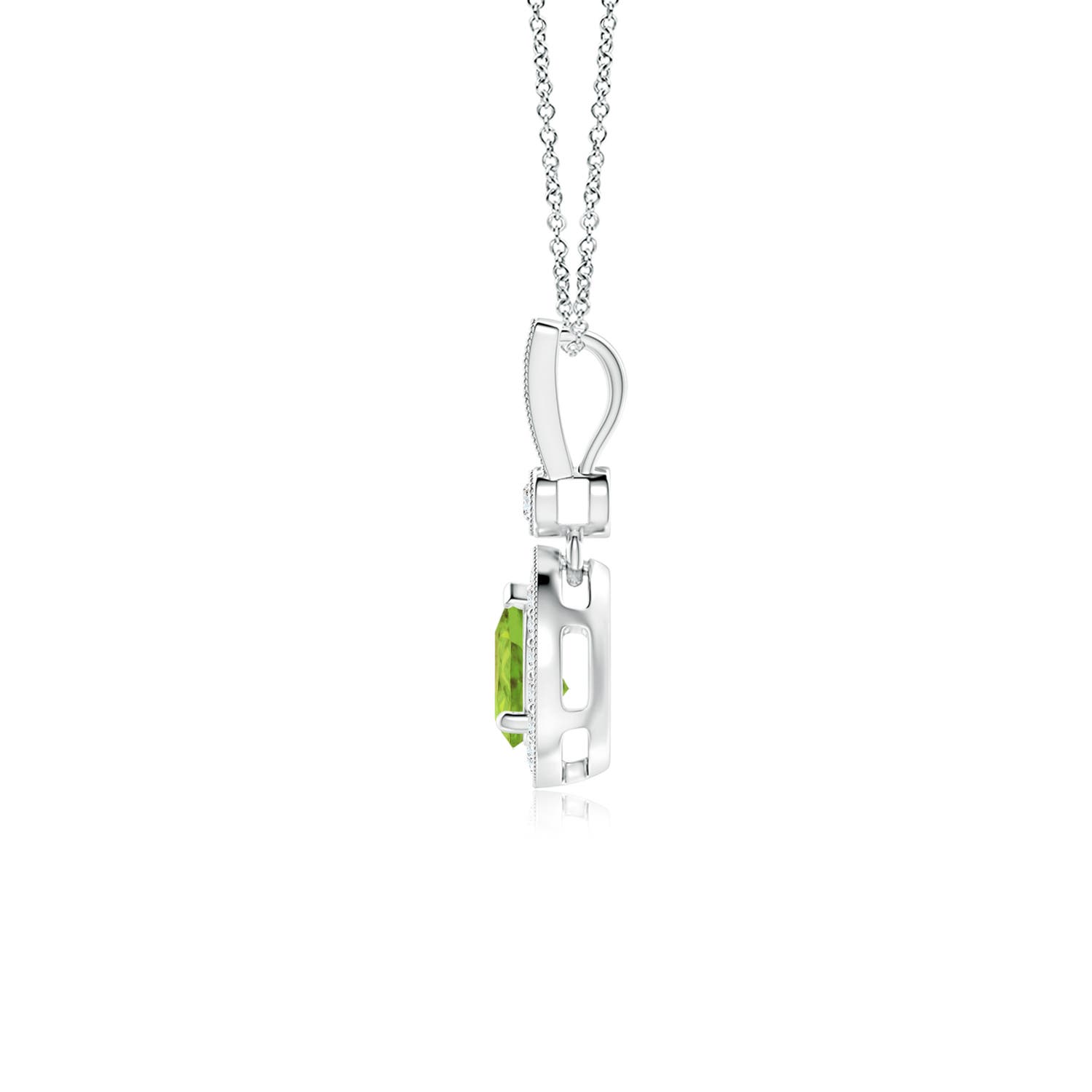 AA - Peridot / 0.58 CT / 14 KT White Gold