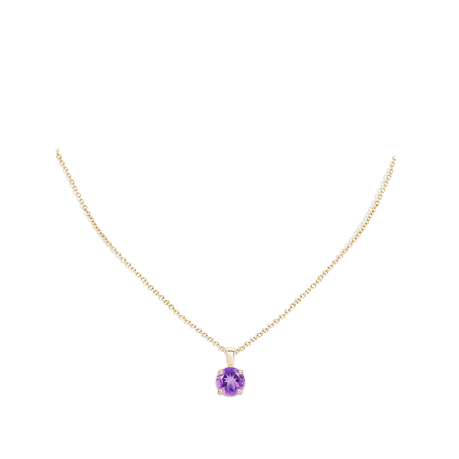 10mm A Classic Prong-Set Round Amethyst Solitaire Pendant in Yellow Gold pen