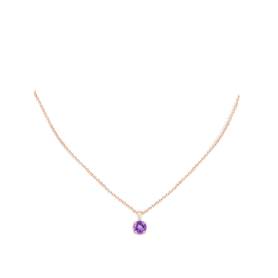 7mm A Classic Prong-Set Round Amethyst Solitaire Pendant in Rose Gold pen