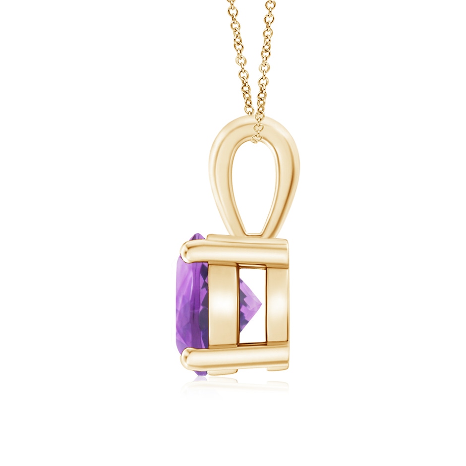 7mm A Classic Prong-Set Round Amethyst Solitaire Pendant in Yellow Gold side 199