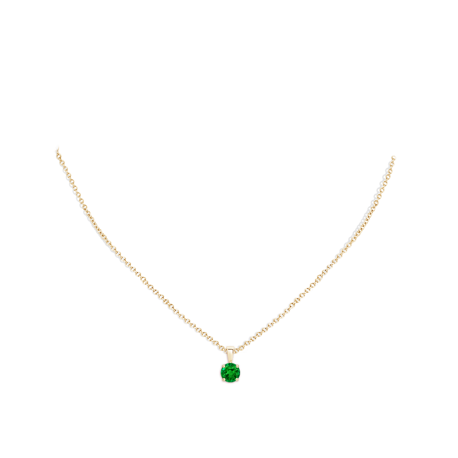 6mm AAAA Classic Prong-Set Round Emerald Solitaire Pendant in Yellow Gold pen