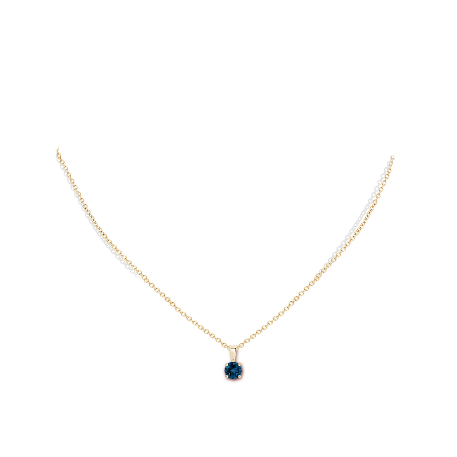 5mm AAA Classic Round London Blue Topaz Solitaire Pendant in Yellow Gold body-neck