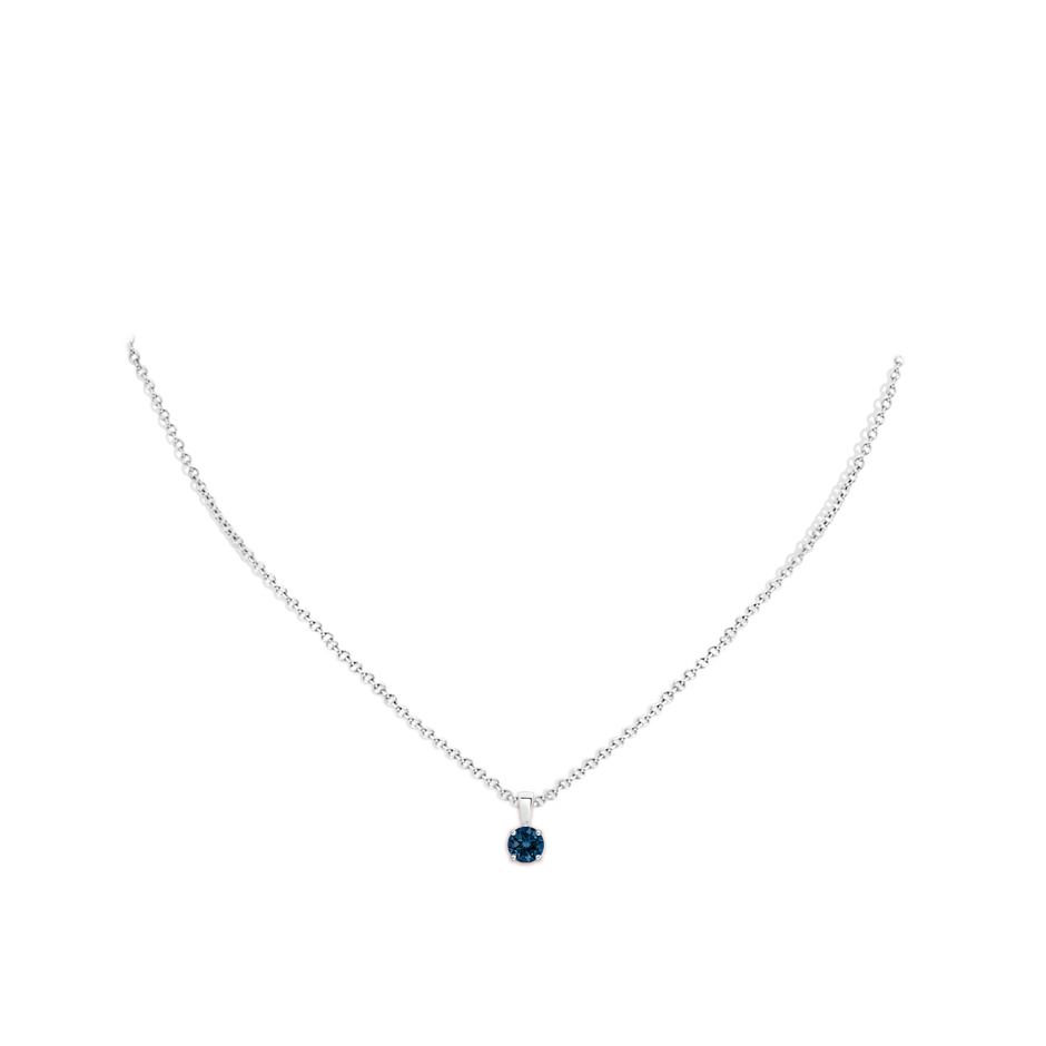 5mm AAAA Classic Prong-Set Round London Blue Topaz Solitaire Pendant in P950 Platinum pen