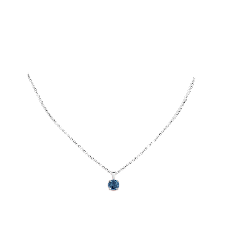 7mm A Classic Prong-Set Round London Blue Topaz Solitaire Pendant in S999 Silver pen