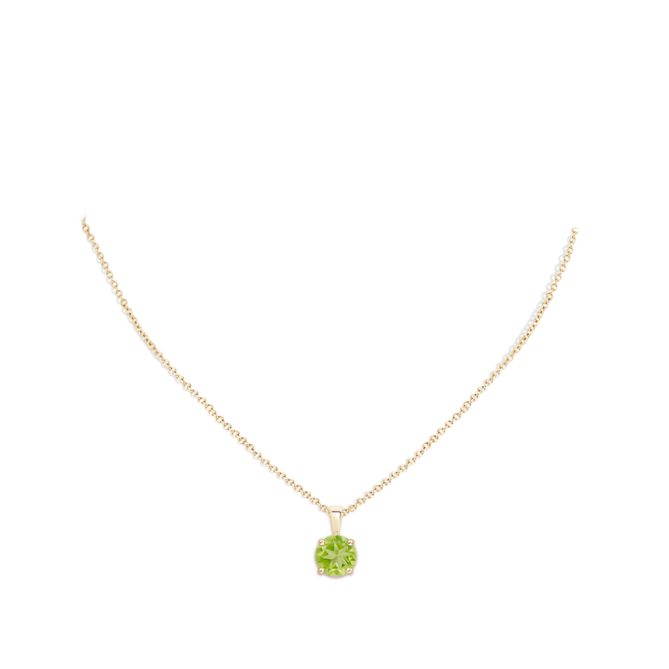 10mm AA Classic Prong-Set Round Peridot Solitaire Pendant in Yellow Gold pen