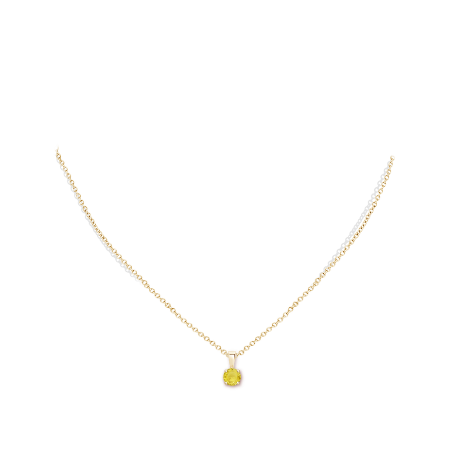 5mm A Classic Prong-Set Round Yellow Sapphire Solitaire Pendant in Yellow Gold pen