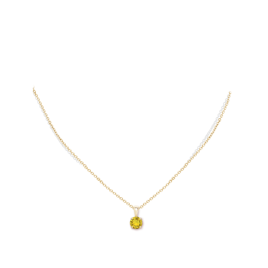 6mm AAAA Classic Prong-Set Round Yellow Sapphire Solitaire Pendant in Yellow Gold pen