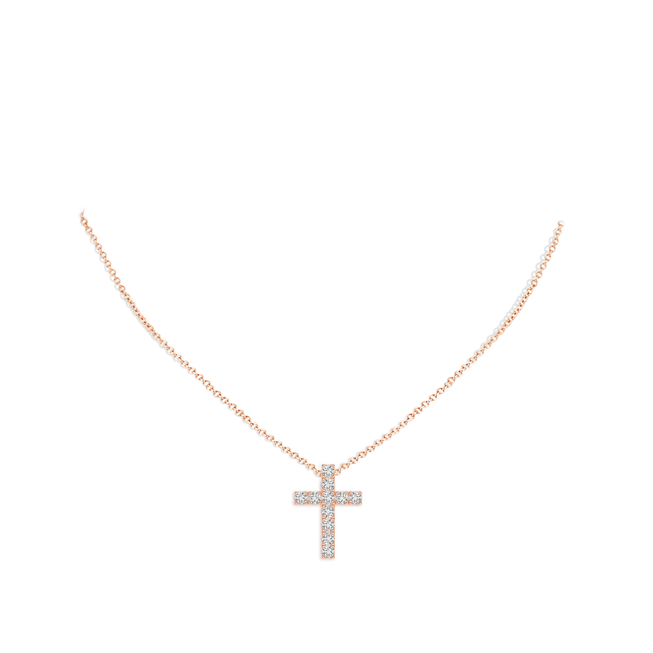 2mm HSI2 Flat Prong-Set Diamond Cross Pendant in Rose Gold pen