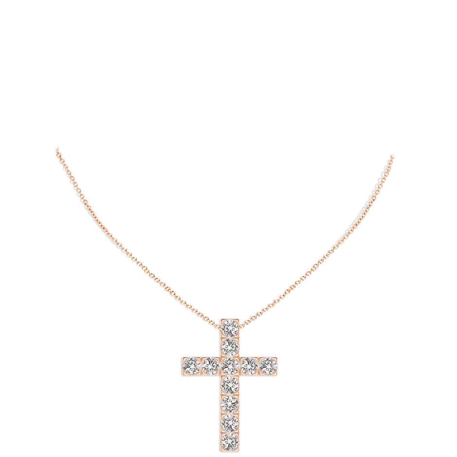 5.4mm IJI1I2 Flat Prong-Set Diamond Cross Pendant in Rose Gold pen