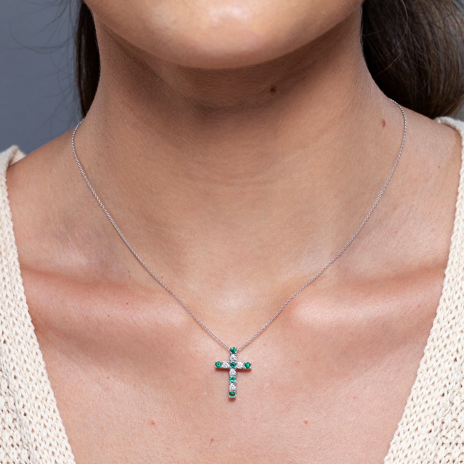 SP0120ED_N lifestyle image - lifestyle 4