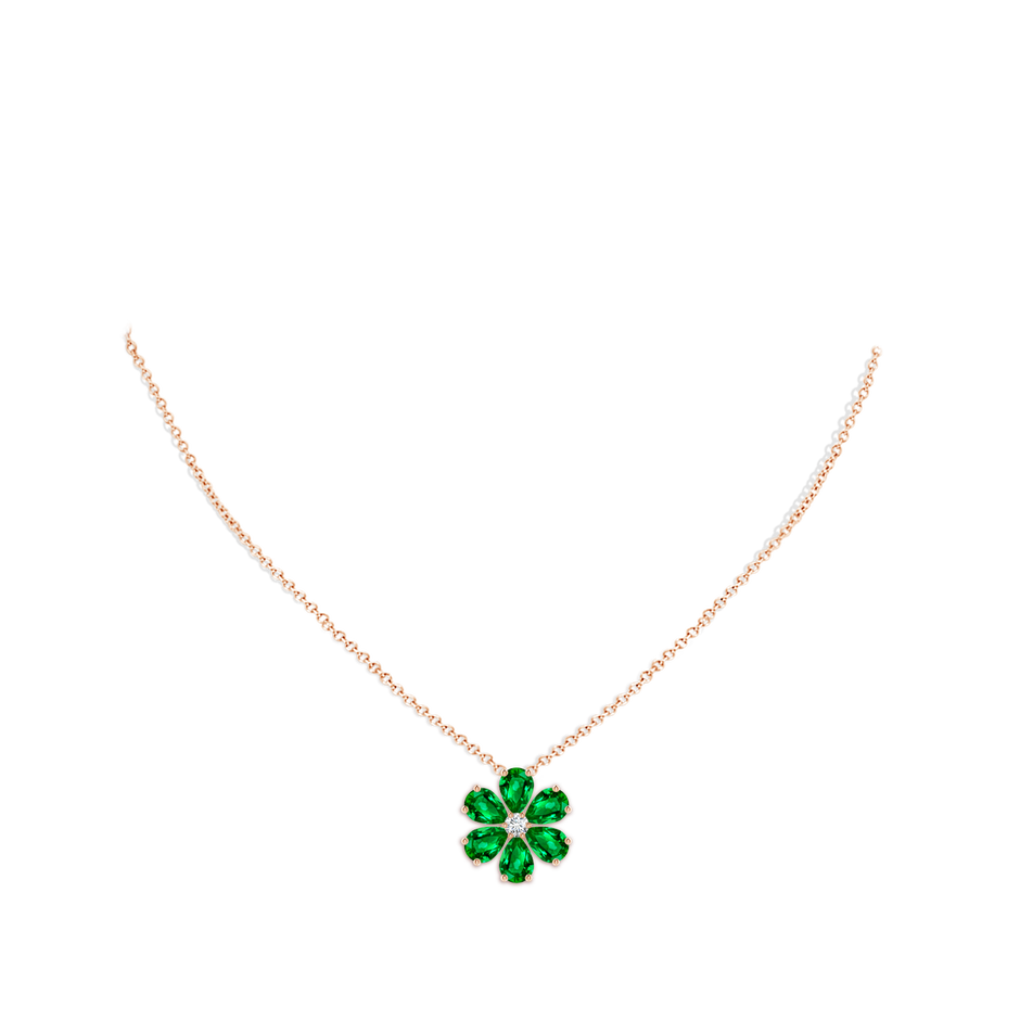 7x5mm AAAA Emerald Flower Cluster Pendant with Diamond in Rose Gold pen