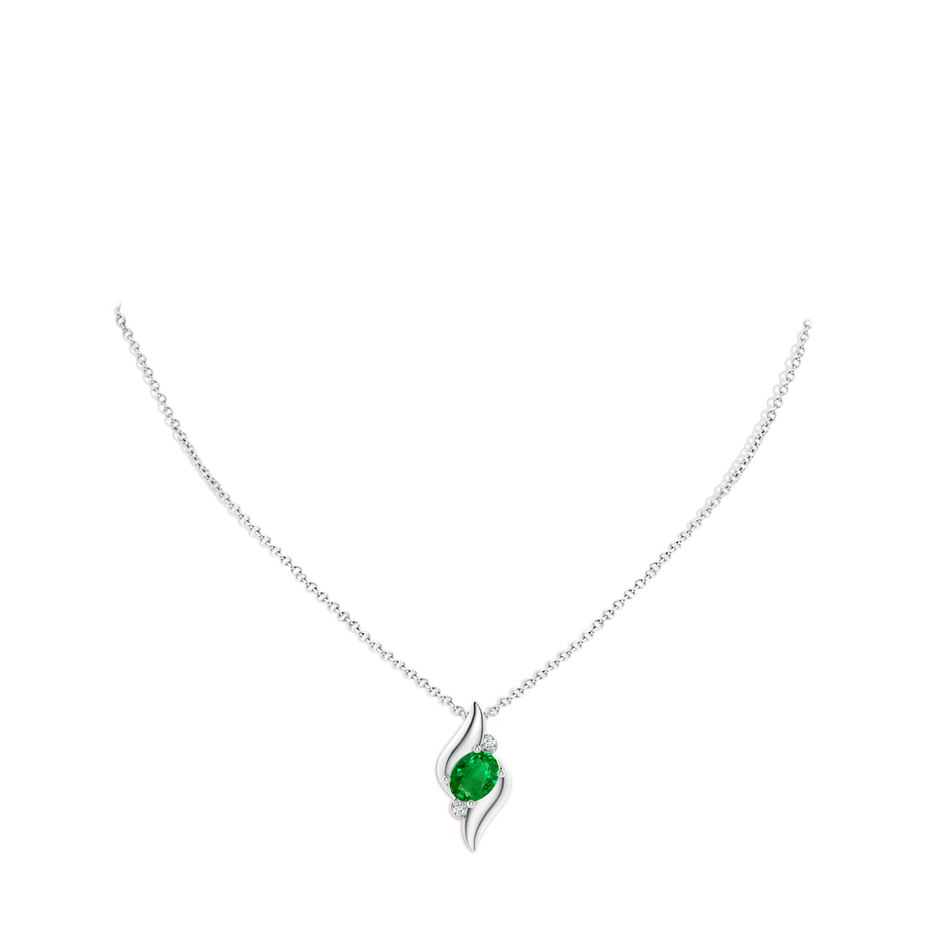 10x8mm AAAA Shell Style Oval Emerald and Diamond Pendant in S999 Silver pen