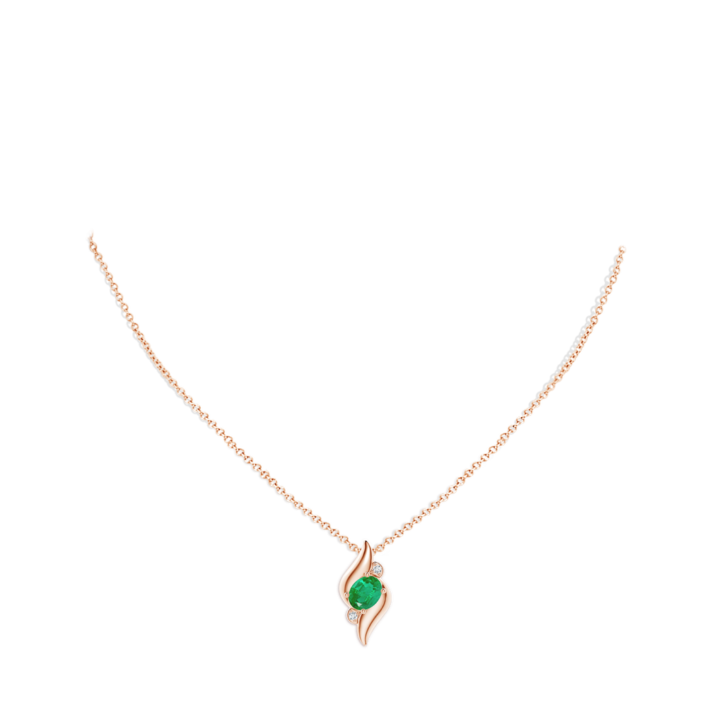 8x6mm AA Shell Style Oval Emerald and Diamond Pendant in Rose Gold pen