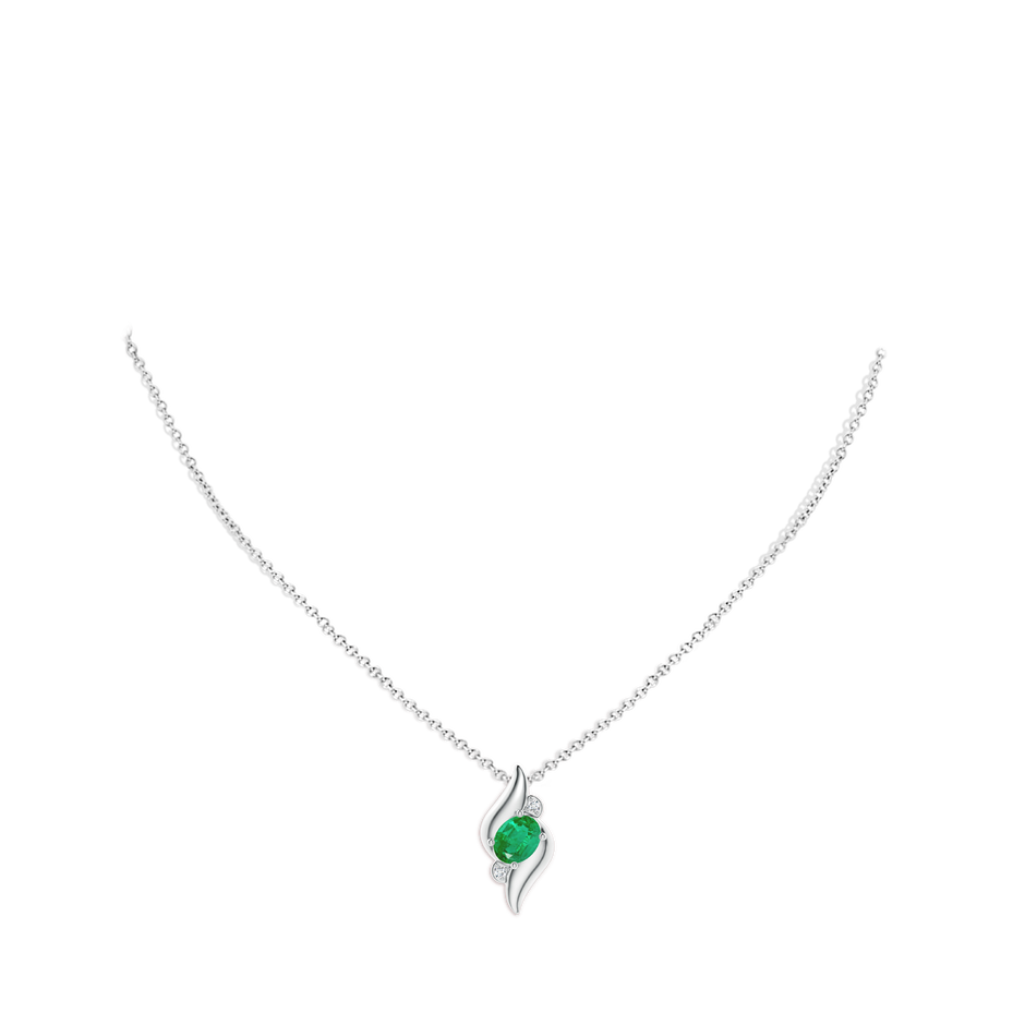 8x6mm AA Shell Style Oval Emerald and Diamond Pendant in White Gold pen