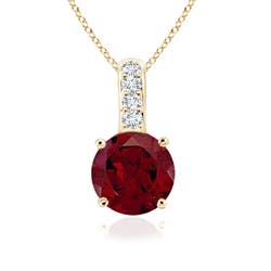 AA - Garnet / 0.35 CT / 14 KT Yellow Gold