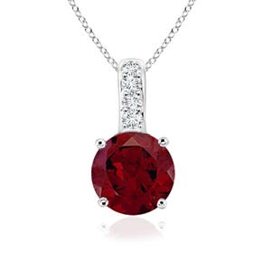 AA - Garnet / 0.62 CT / 14 KT White Gold