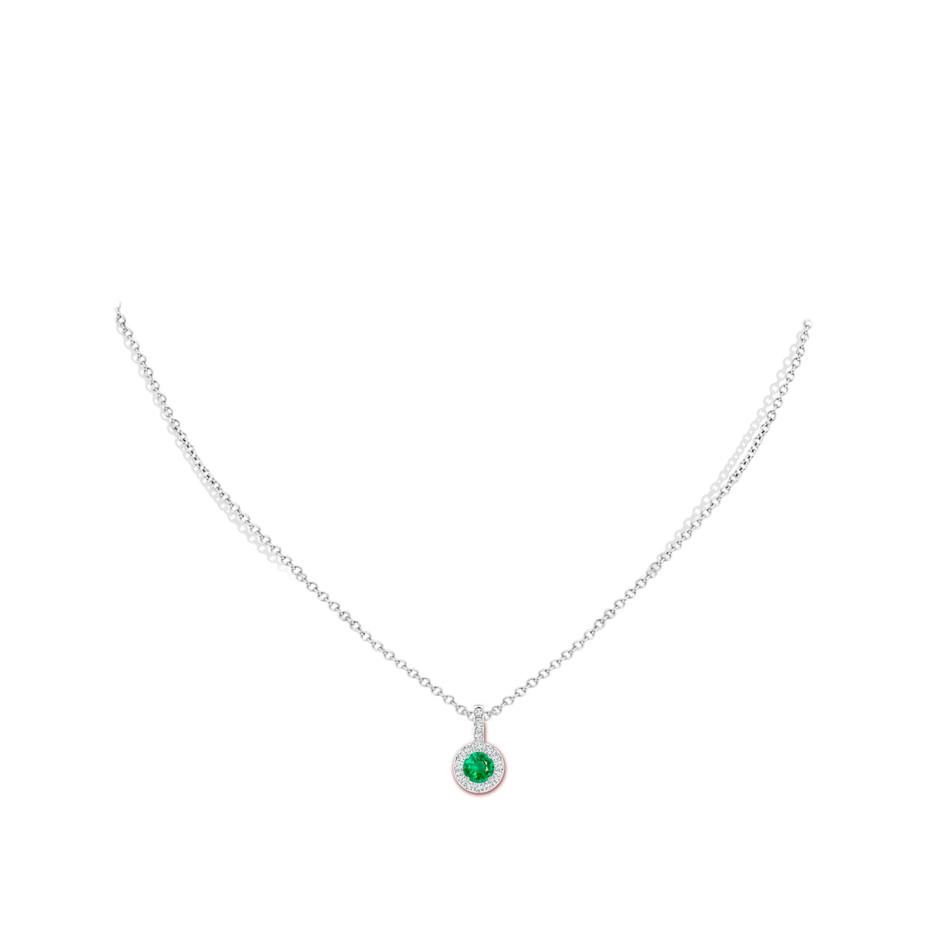 5mm AAA Emerald Pendant with Bar-Set Diamond Halo in White Gold pen