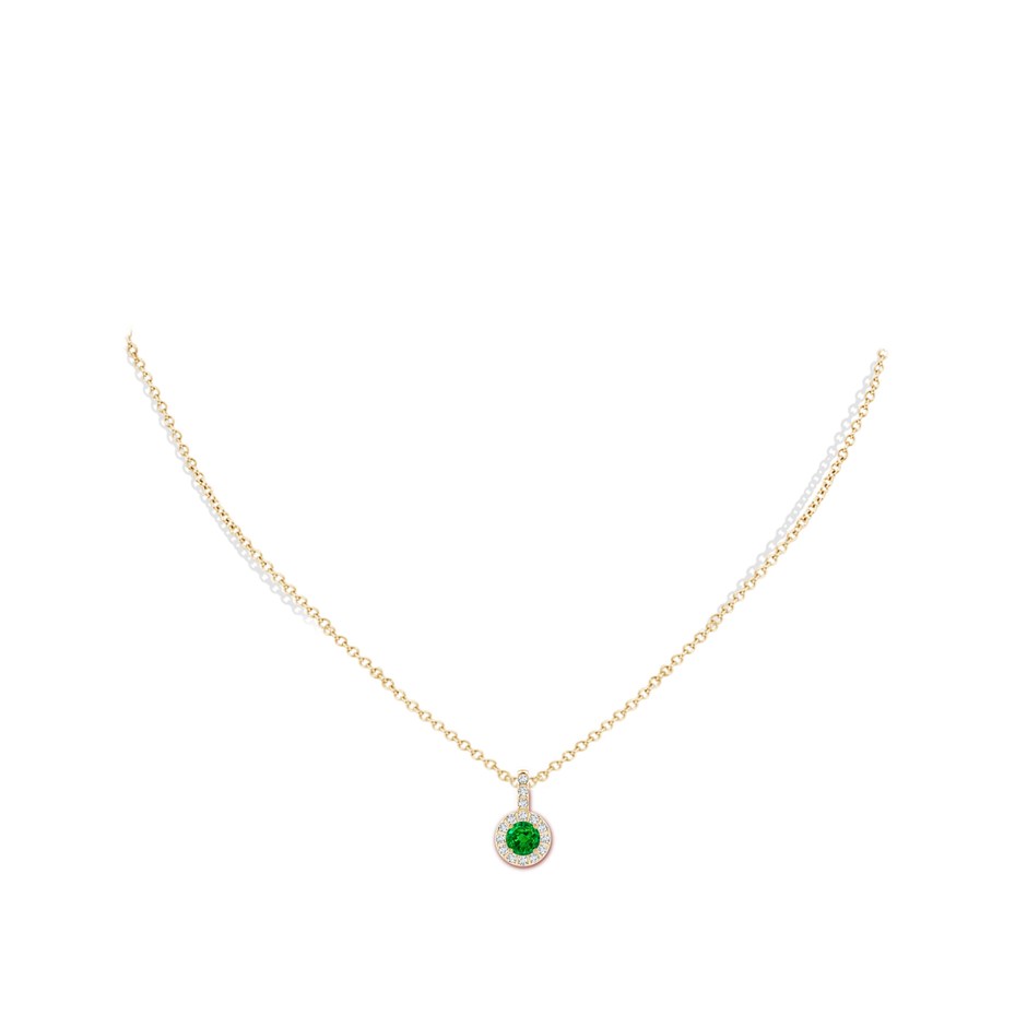 5mm Lab-Grown Emerald Pendant with Bar-Set Diamond Halo in Yellow Gold body-neck