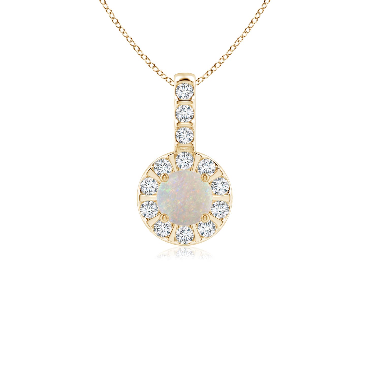 AA - Opal / 0.29 CT / 14 KT Yellow Gold