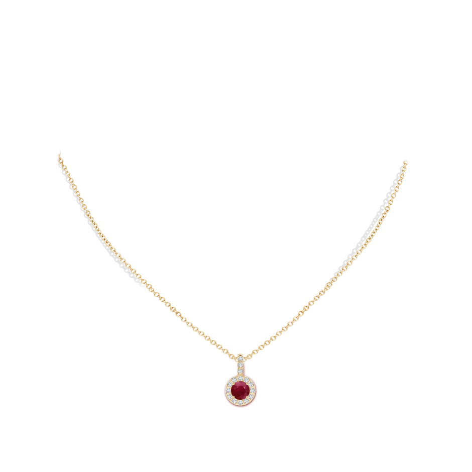 6mm A Ruby Pendant with Bar-Set Diamond Halo in Yellow Gold pen