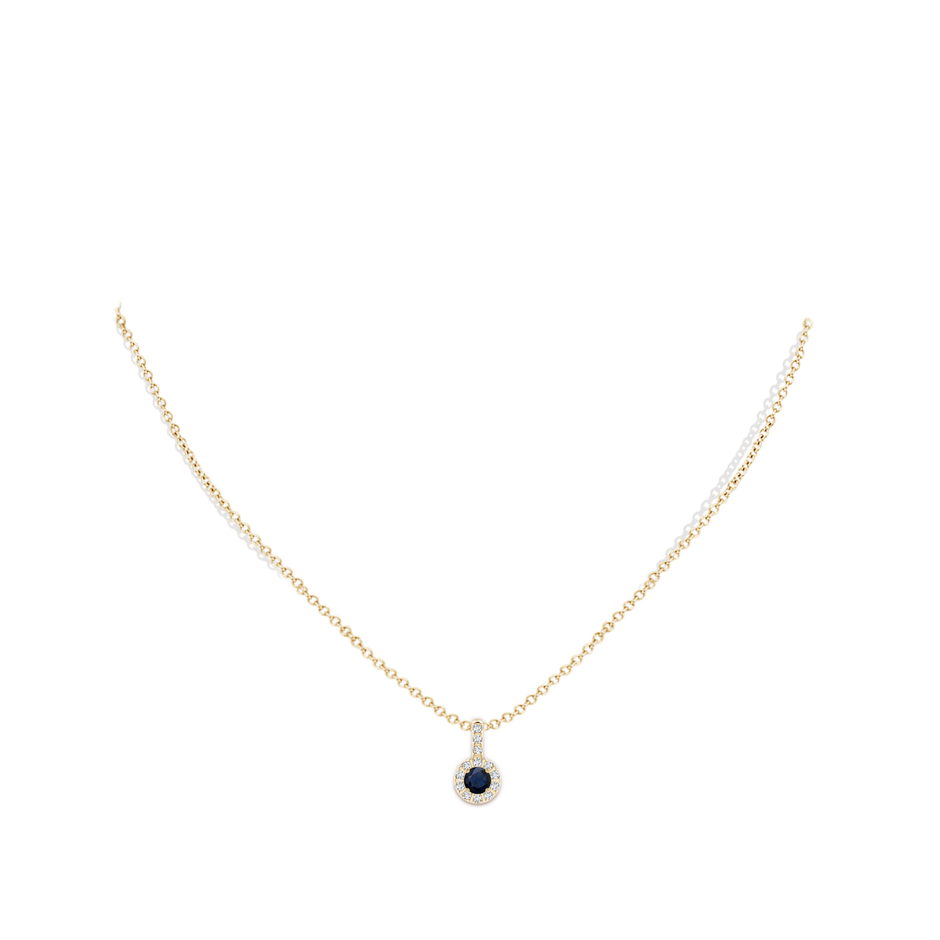4mm A Blue Sapphire Pendant with Bar-Set Diamond Halo in Yellow Gold body-neck