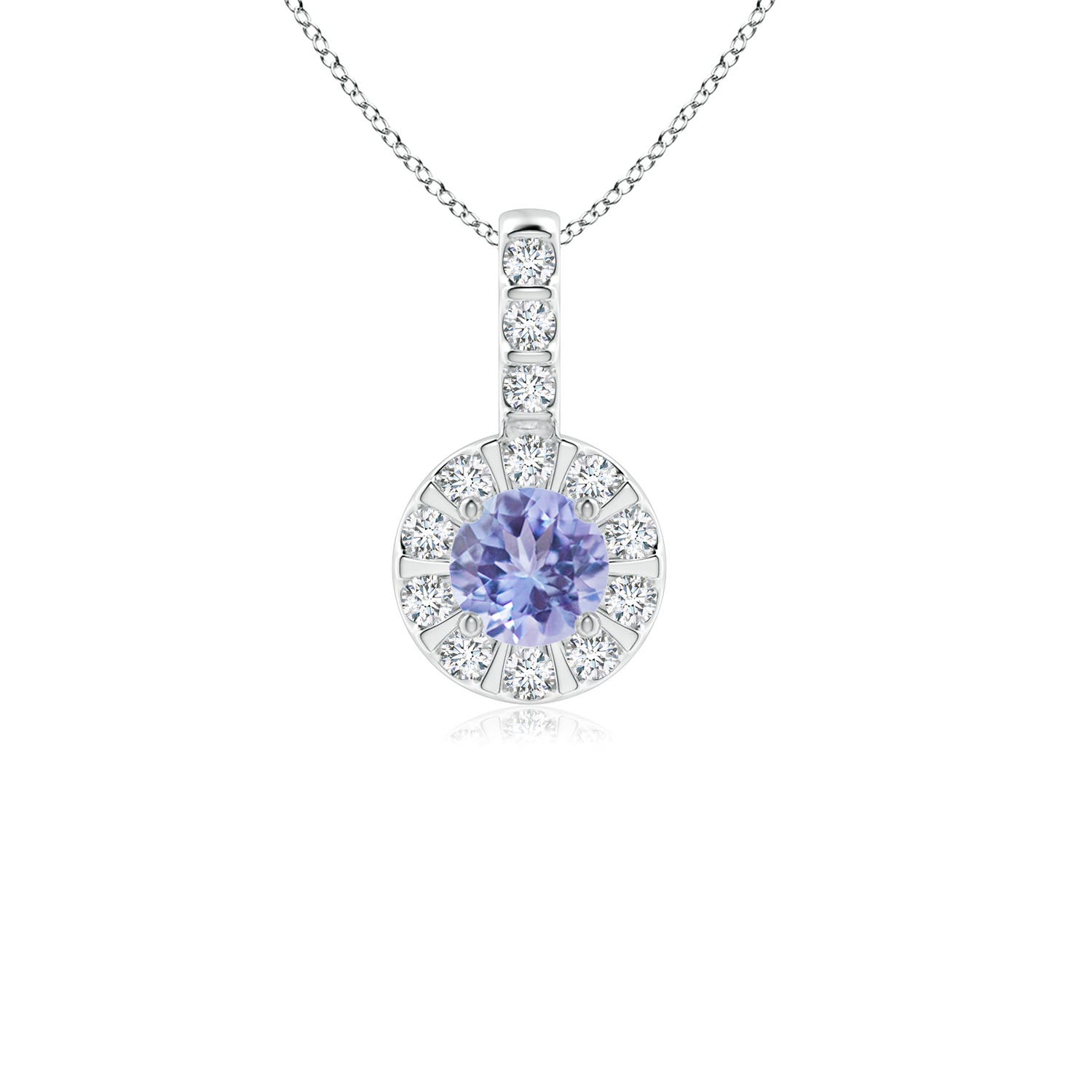 AA - Tanzanite / 0.38 CT / 14 KT White Gold