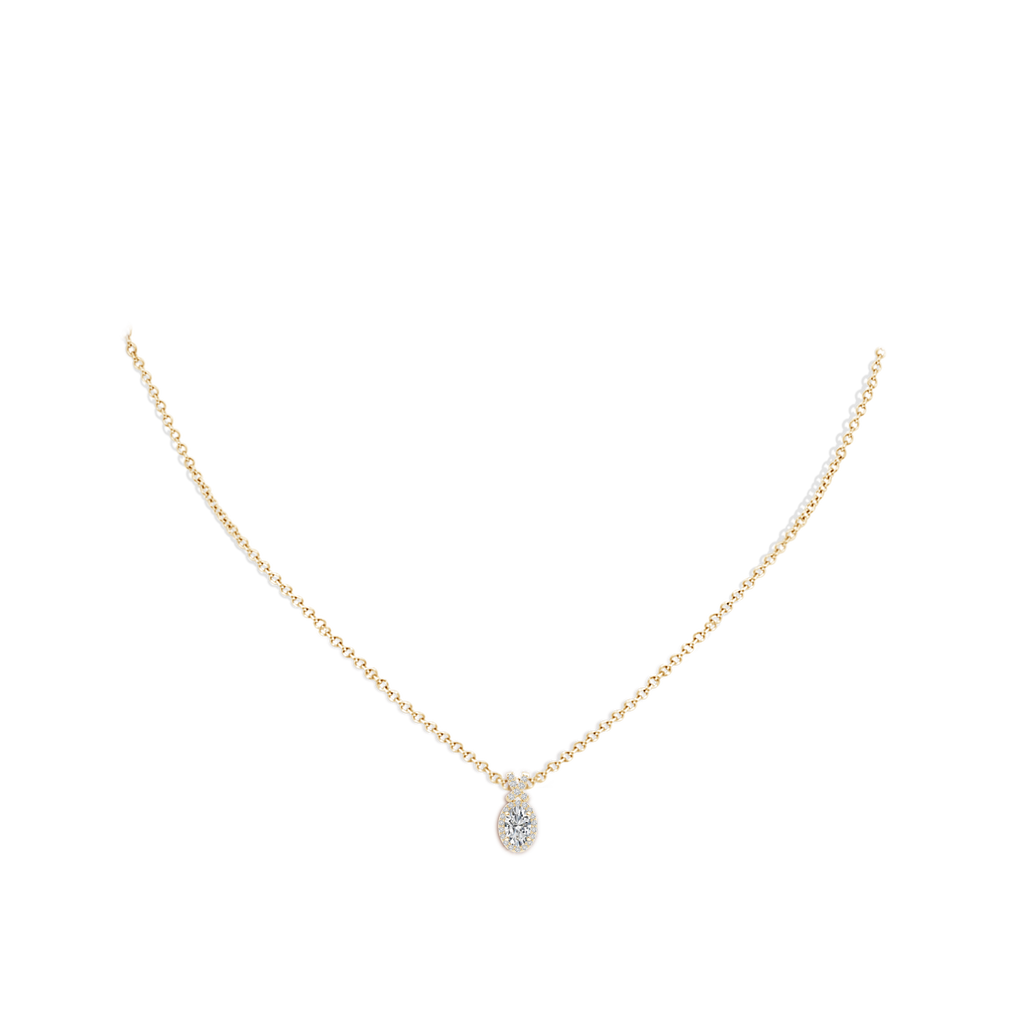 6x4mm HSI2 Vintage Style Diamond Pendant with Halo in Yellow Gold pen