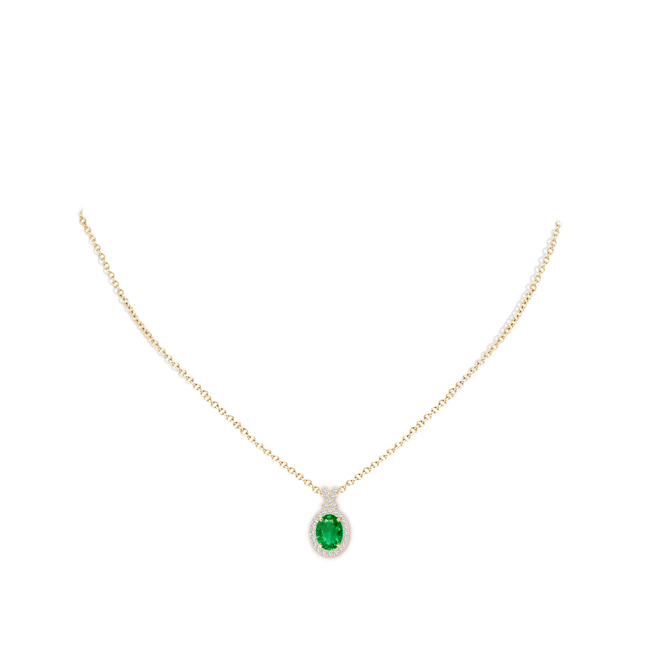 8x6mm AAA Vintage Style Emerald Pendant with Diamond Halo in Yellow Gold pen