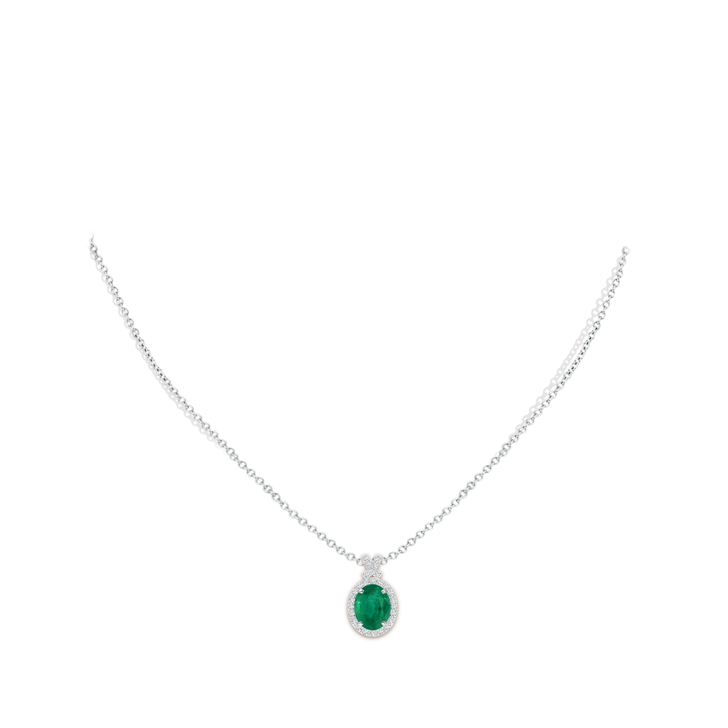 9.61x7.47x5.59mm AA GIA Certified Vintage Style Emerald Pendant with Diamond Halo in White Gold pen