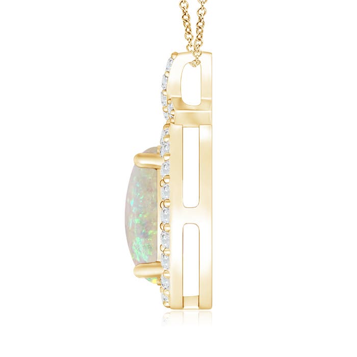 AAA - Opal / 1.38 CT / 14 KT Yellow Gold