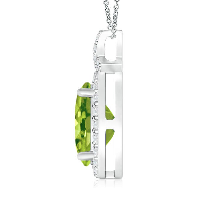 AAA - Peridot / 2.18 CT / 14 KT White Gold