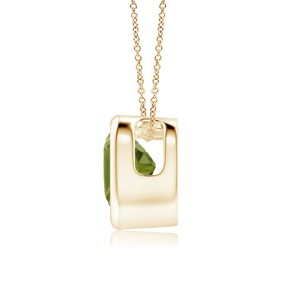 6mm A Bezel-Set Solitaire Heart Peridot Pendant in Yellow Gold side-1