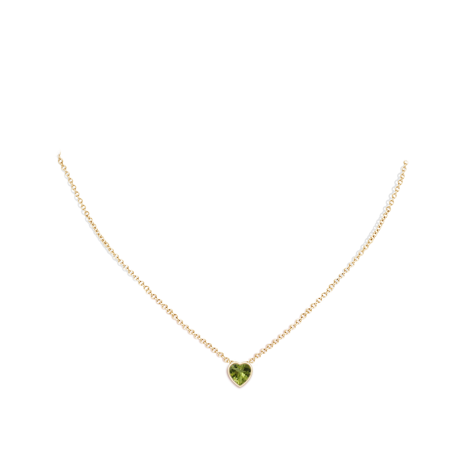 6mm A Bezel-Set Solitaire Heart Peridot Pendant in Yellow Gold body-neck