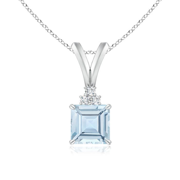 AA - Aquamarine / 0.58 CT / 14 KT White Gold